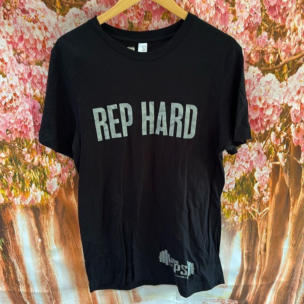 Bella Canvas Black Club Reps Graphic Workout T-Shirt Women’s Medium